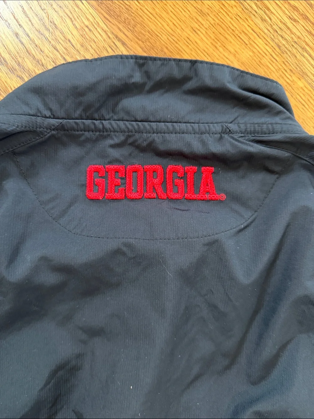 Nike Georgia Bulldogs Quarter Zip Pullover. Size Medium. Like New Condition. UGA